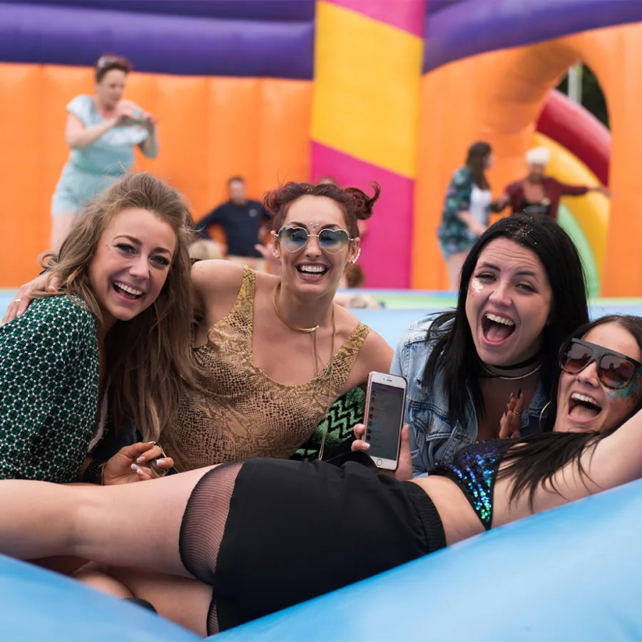 The Bouncy Games Brussels: ultieme opblaasbare speeltuin